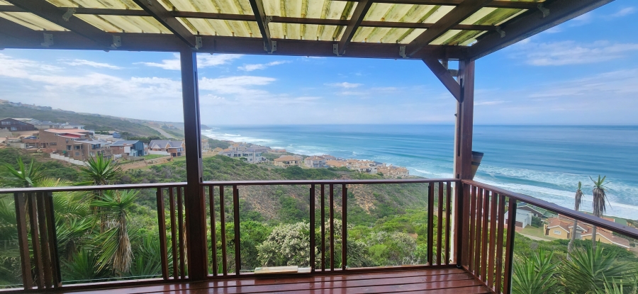 5 Bedroom Property for Sale in Dana Bay Western Cape